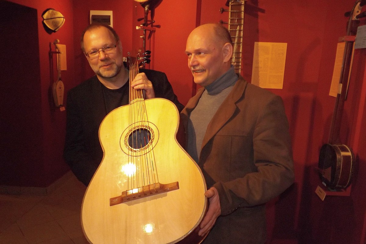 Otwarcie Muzeum Historii Gitary w Katowicach &#8211; film