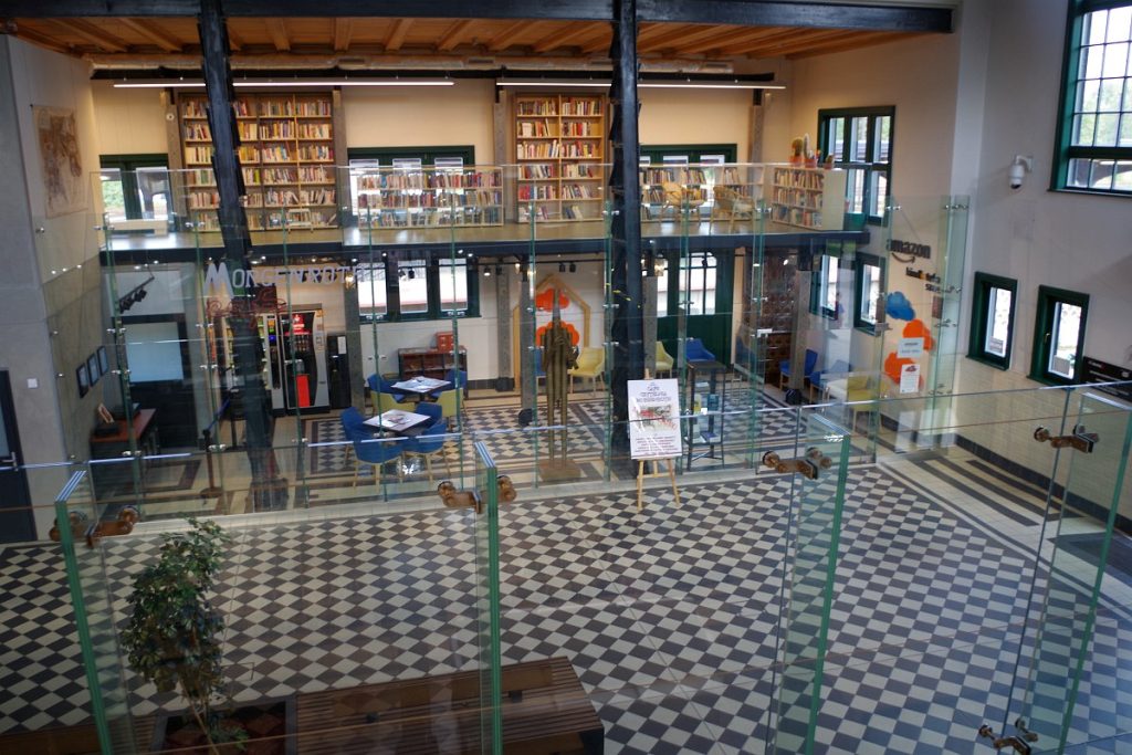 Stacja Biblioteka w Rudzie Śląskiej &#8211; fotografie